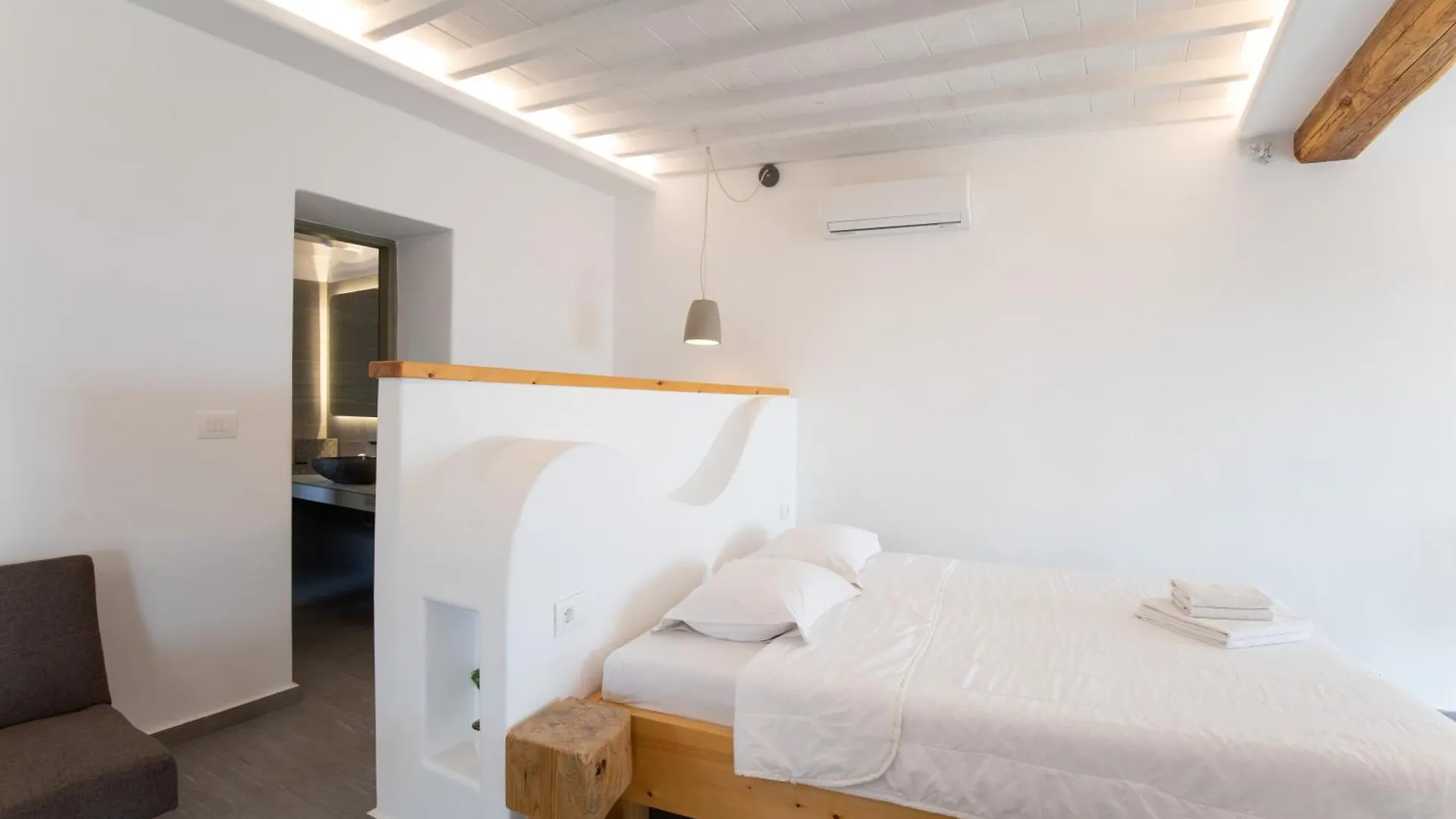 Apostolis Windmill Apartment Psarou  Greece