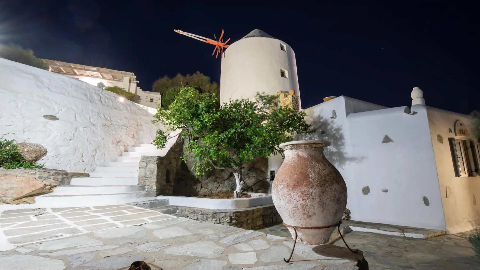 Apostolis Windmill Apartment Psarou  Greece